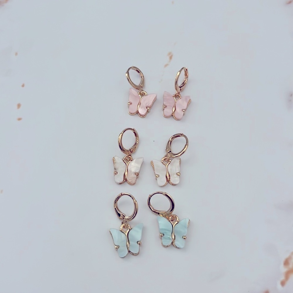 ONE Pair Butterfly Charm Earrings